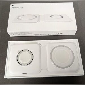 24 hr SALE - Apple MagSafe Charger Duo for IPhone and Apple Watch New IOB
